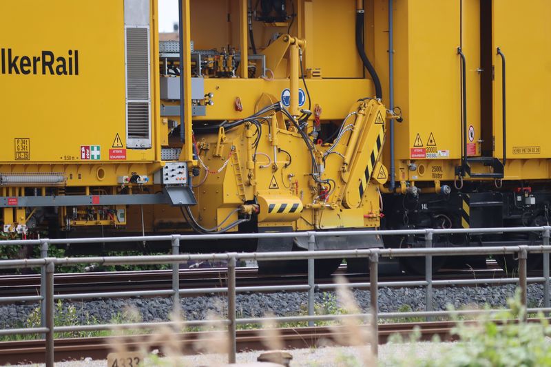 De nieuwe stopmachine van VolkerRail voor de eerste keer ingezet